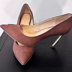 Jessica Simpson Brown and Metallic Gold Heels